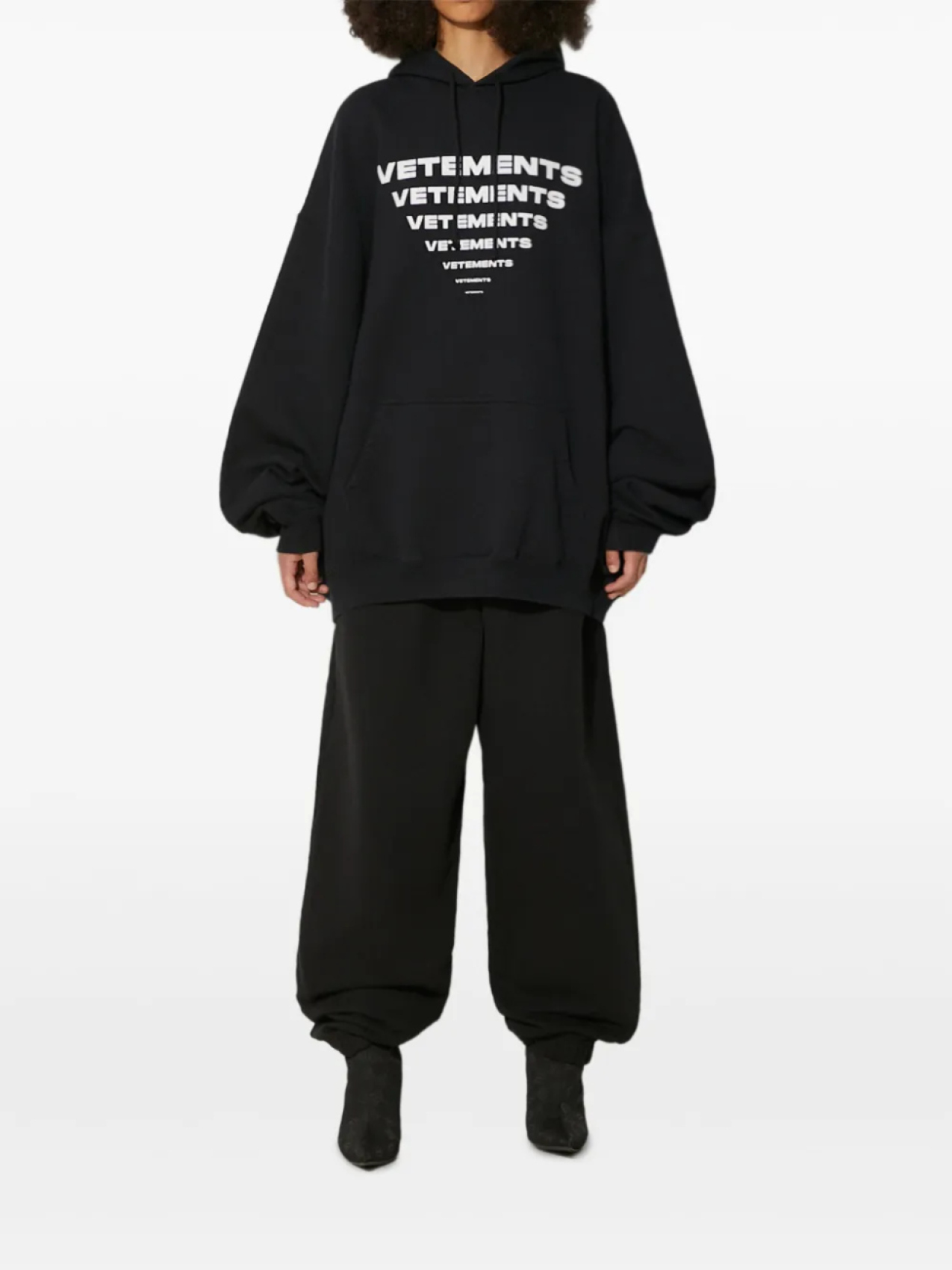 

Спортивные брюки VETEMENTS с эластичной резинкой на щиколотке, черный