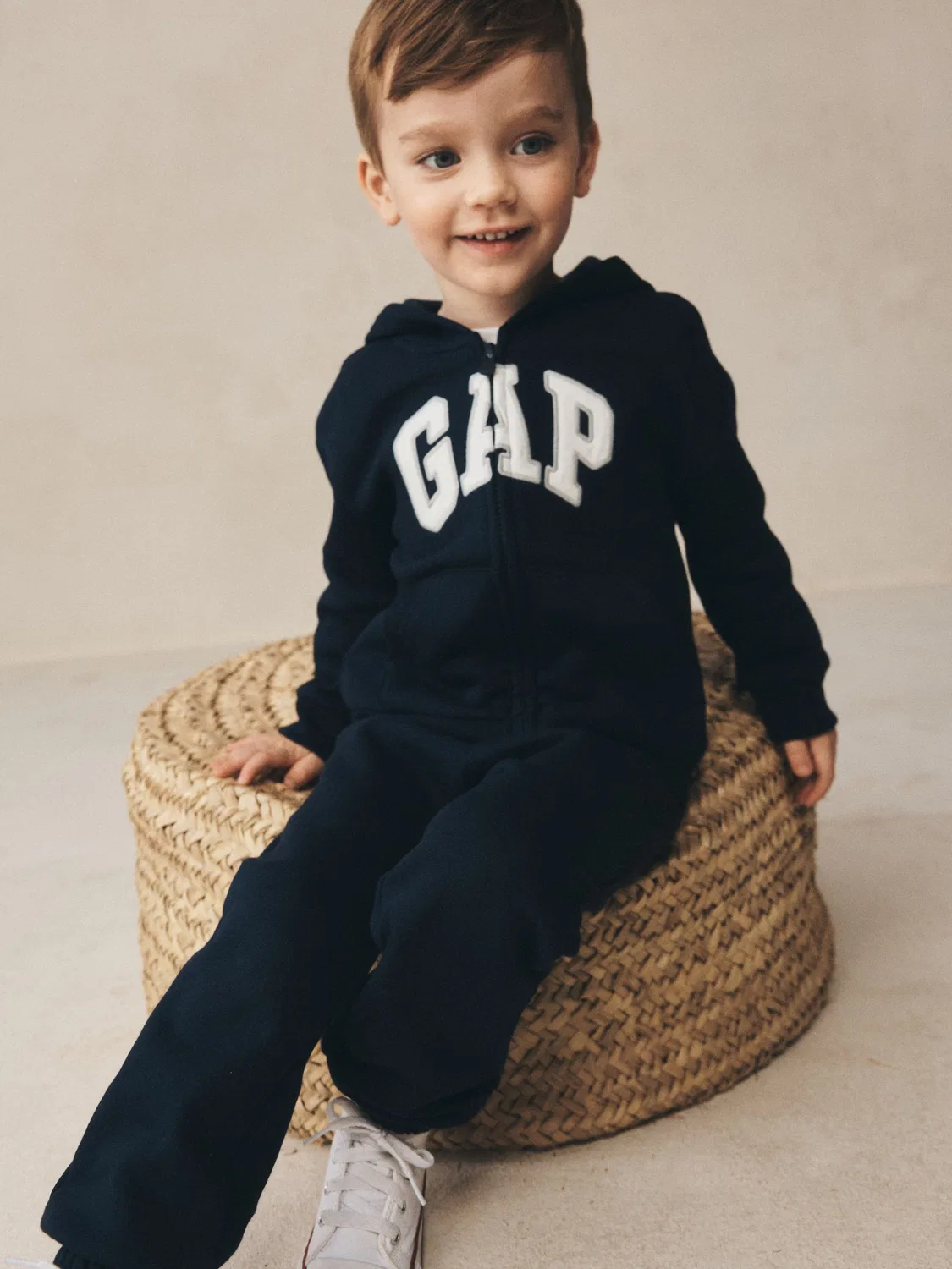 Толстовка с капюшоном Relaxed Logo Zip-Up Hoodie Gap, Navy Blue
