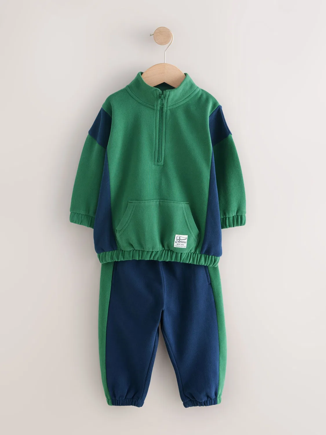 Спортивный костюм Green Half Zip Top and Joggers Set Next, зеленый — фото 4