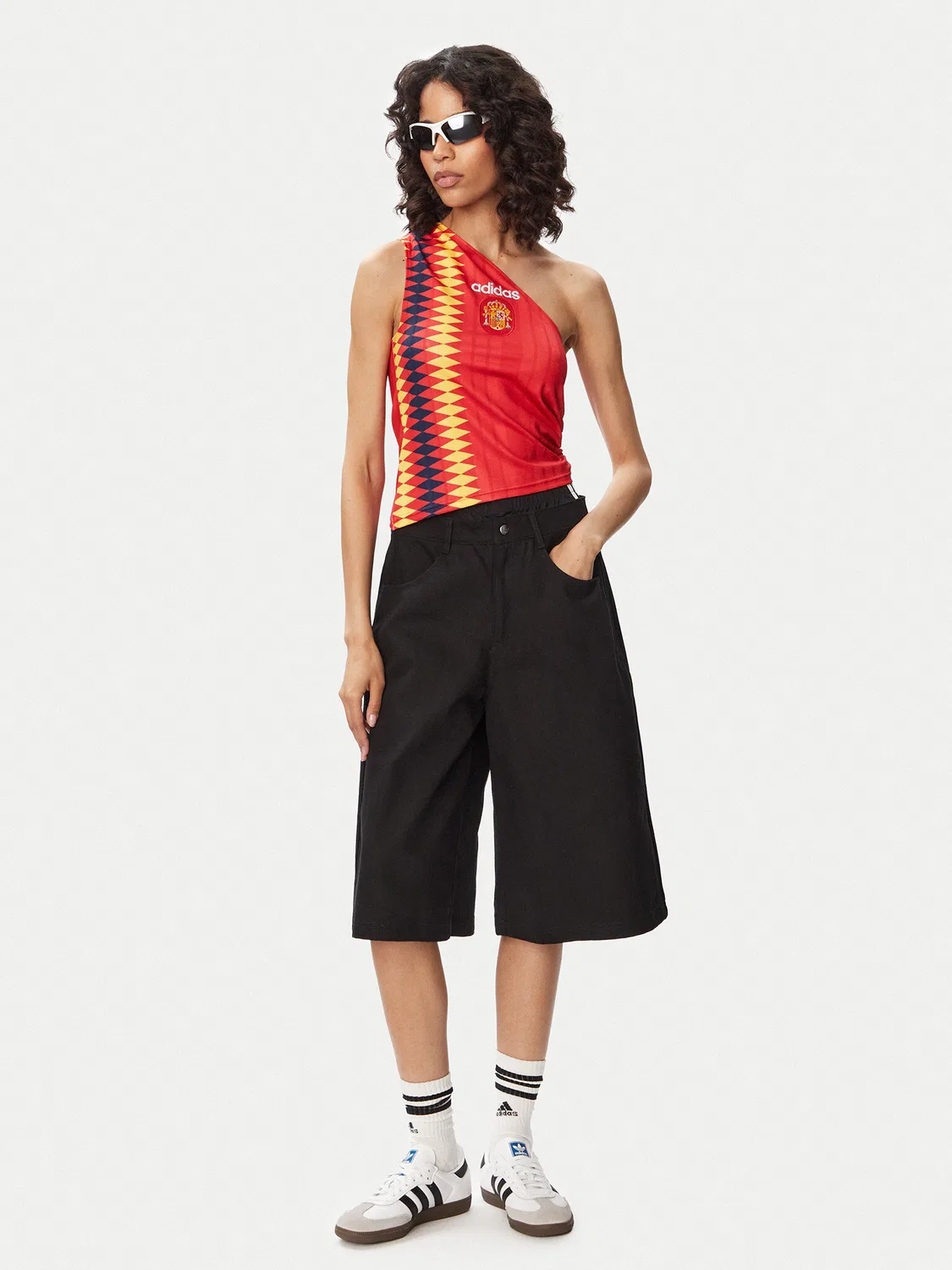 Женский топ облегающего кроя Spain Reconstructed Bringback Adidas, красный — фото 2