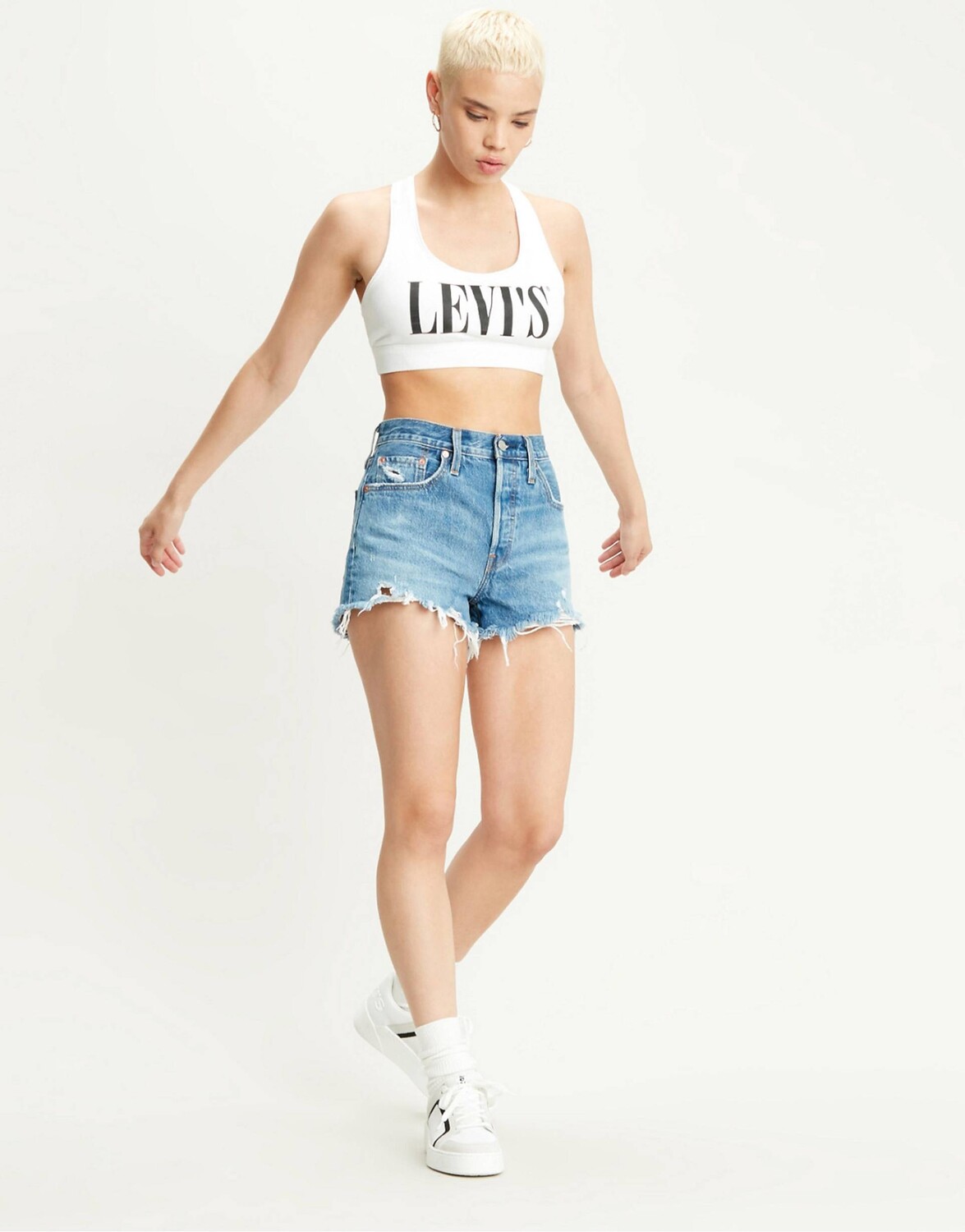 Шорты средней длины с необработанным краем средней степени стирки Levi's — фото 3