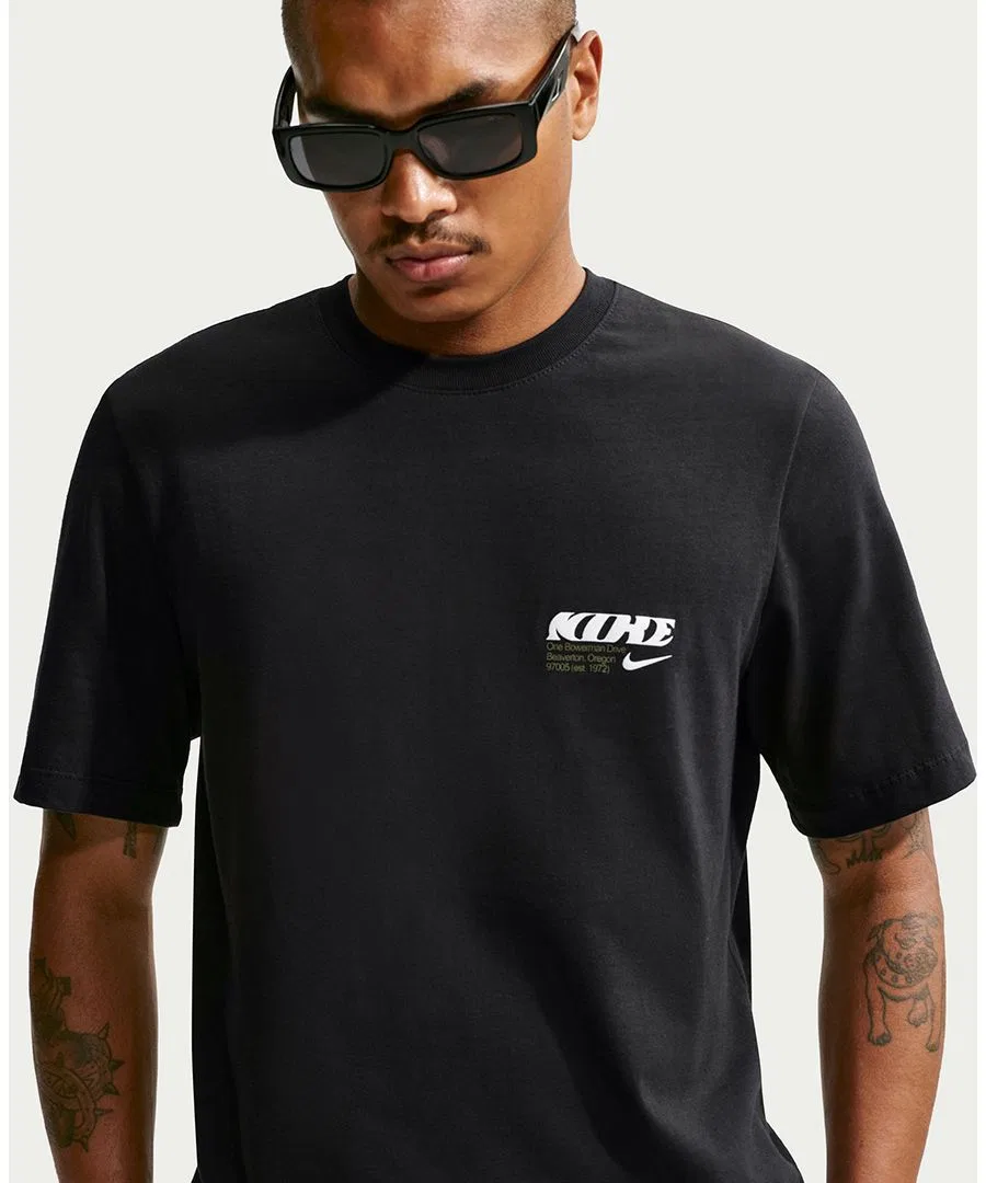 Мужская футболка с графическим принтом и круглым вырезом Nike, Black — фото 3
