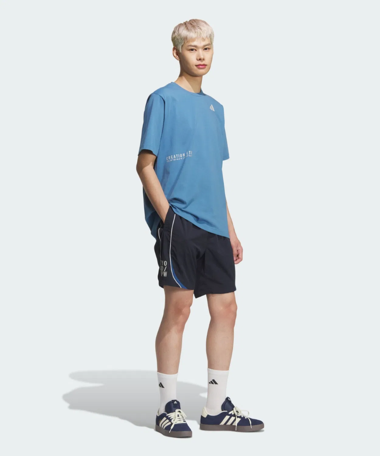 Мужские шорты свободного кроя из легкой ткани с длиной 20 см Adidas Brand Love, Blue — фото 3