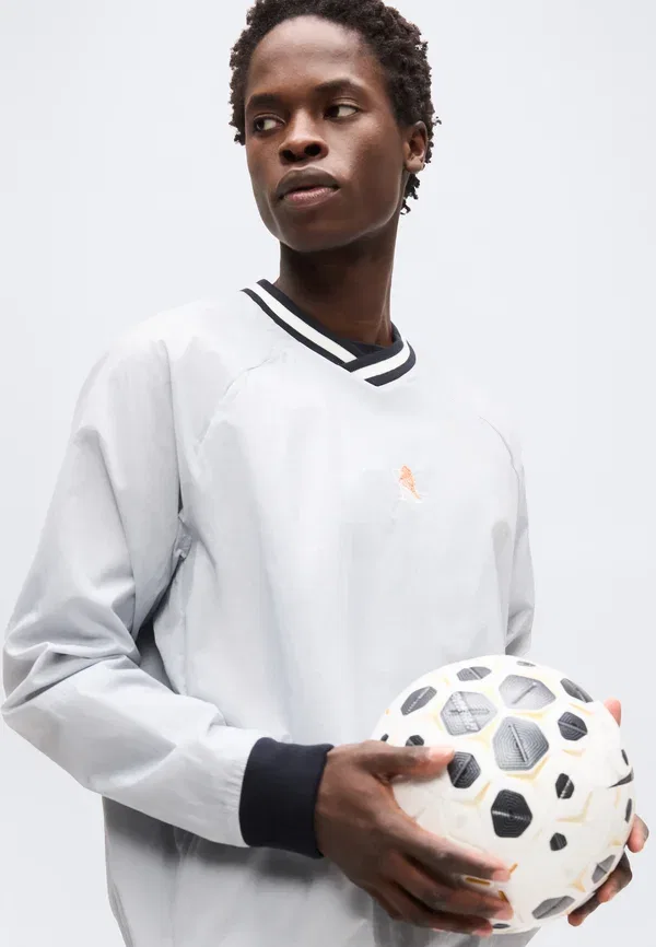 Футбольные брюки с технологией Dri-fit Chelsea fc academy - club wear Nike Performance, Wolf Grey, Pitch Blue, Turf Orange, White, белый/темно-синий/оранжевый/серый — фото 4