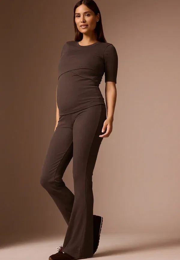 Леггинсы хлопковые Maternity flare leggings Next, chocolate brown, коричневый/шоколадный