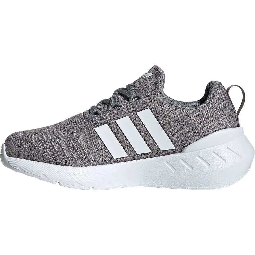 Детские кроссовки для мальчиков легкие Swift Run 22 J Adidas, Grey Three Ftwr White Grey Four — фото 4