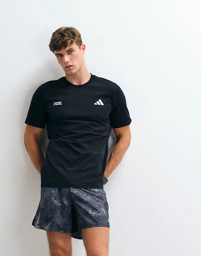 Футболка Adidas Running essentials с принтом на спине, черный — фото 2