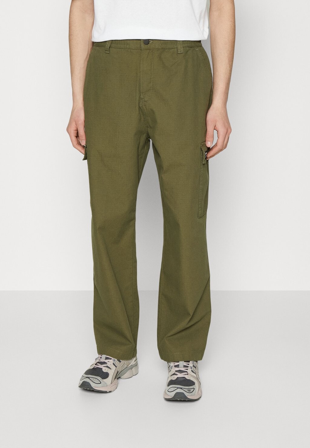 

Брюки карго Calder Cargo Dr.Denim, цвет dark emerald