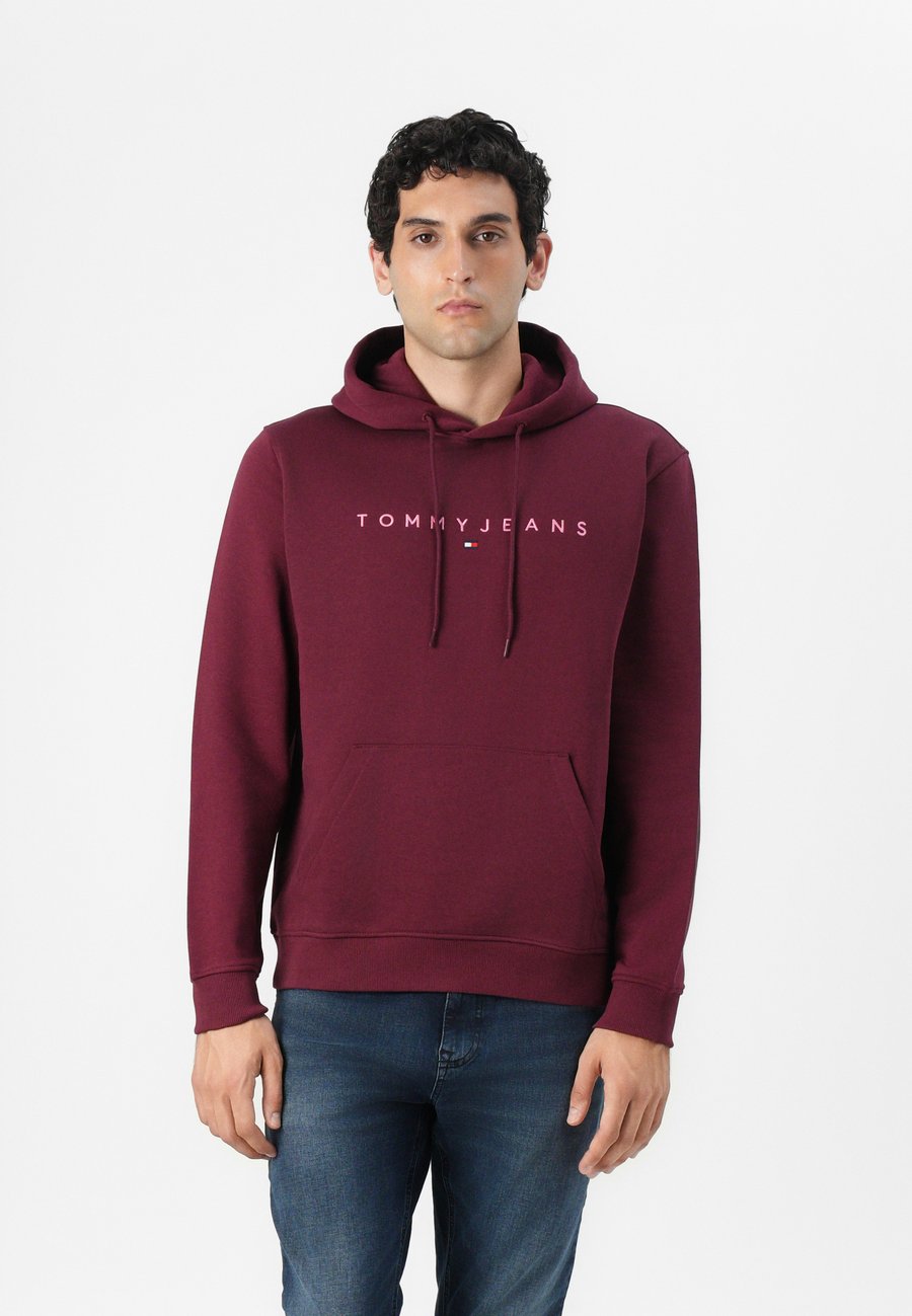 

Толстовка Tommy Jeans LINEAR LOGO HOODIE, Red Wine/Bordeaux