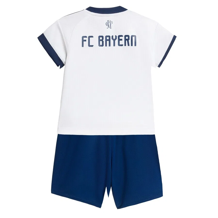 Спортивный костюм ADIDAS ORIGINALS 'FC Bayern Munchen 26/27' темно-синего и белого цвета — фото 2