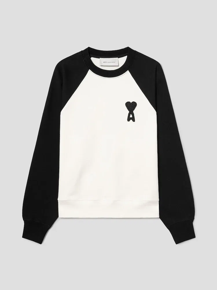 Футболка с длинным рукавом Boxy Fit Crewneck With Ami De Coeur Knitted Patch AMI PARIS, Black