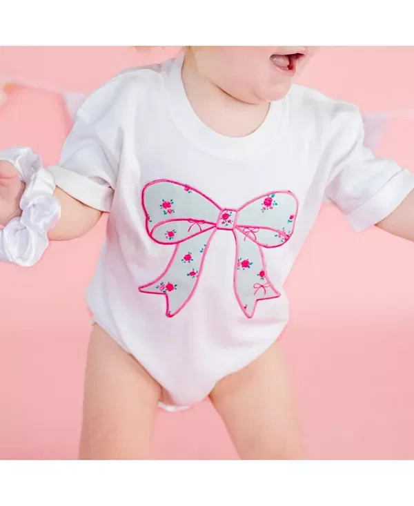 Детский боди-комбинезон для девочек с коротким рукавом Sky Floral Bow Patch Sweet Wink, белый — фото 3