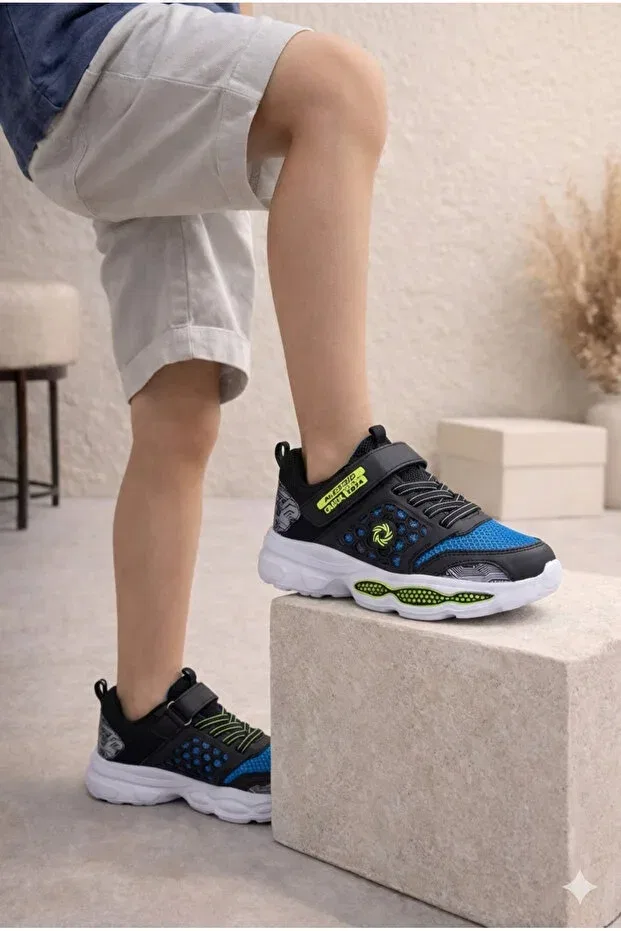 Детские кроссовки для девочек с ортопедической стелькой Arzen Bebe, Black-Blue