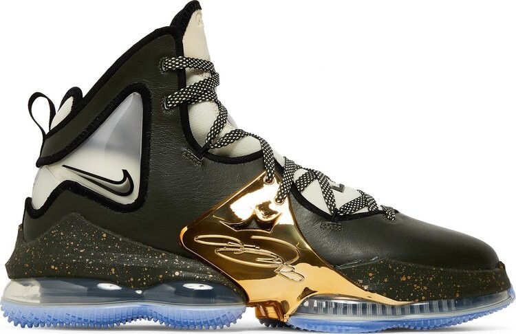

Кроссовки Nike LeBron 19 'Chosen 1', зеленый, Зеленый;черный, Кроссовки Nike LeBron 19 'Chosen 1', зеленый