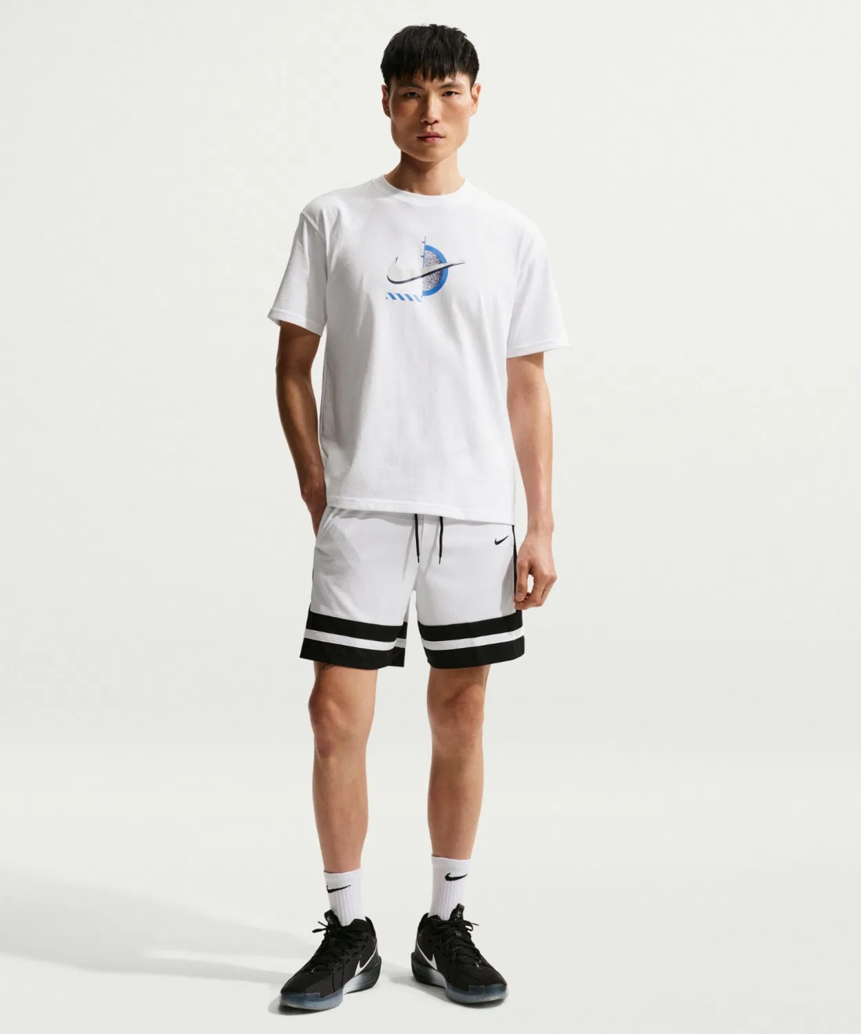 Мужские шорты с длиной 20 см Dri-FIT Classic NIKE, Белый/Черный — фото 3