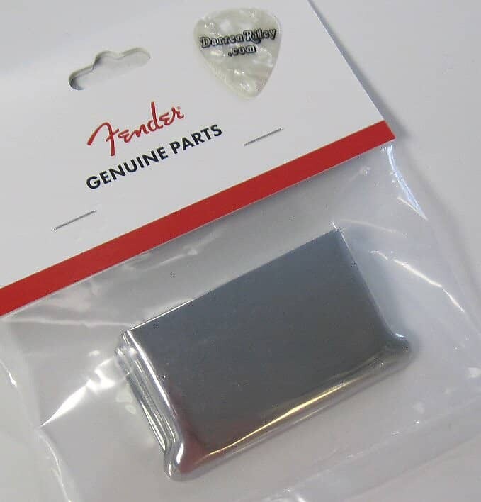 

Чехол для бриджа Fender American Vintage Stratocaster США 0992270100 AVRI Original Vintage Reissue 57 60 62 65 Strat Tremolo Cover 099-2270-100