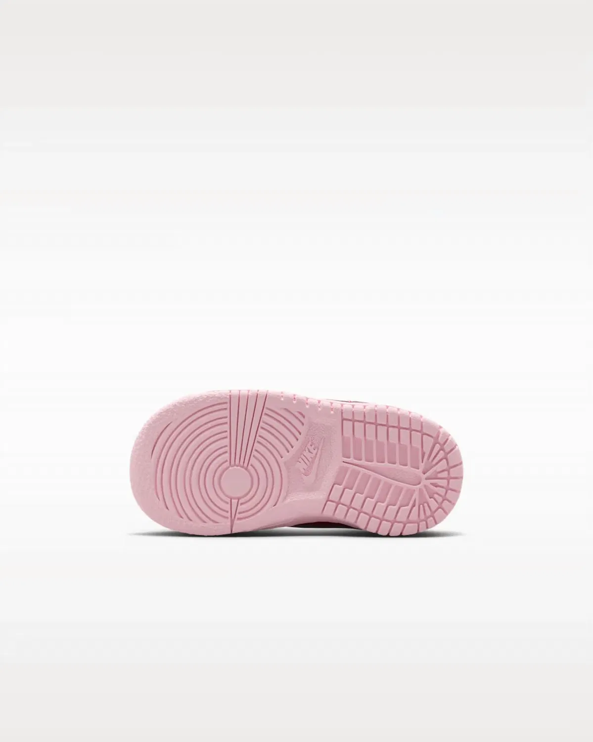 Детские кроссовки с эластичными шнурками Dunk Low Valentines Day 2026 Nike, Pink Foam/Light Crimson/Summit White — фото 3