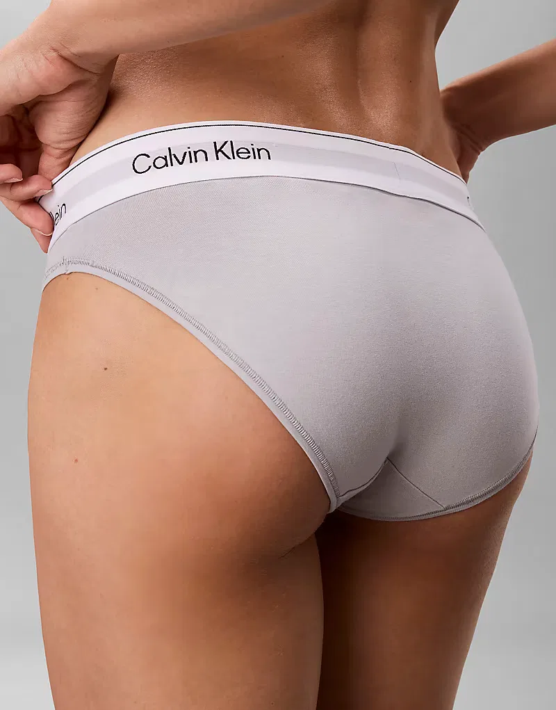 Трусики-бикини Calvin Klein Icon из хлопка и модала, комплект из 2 штук, темно-серый с принтом/светло-серый — фото 3