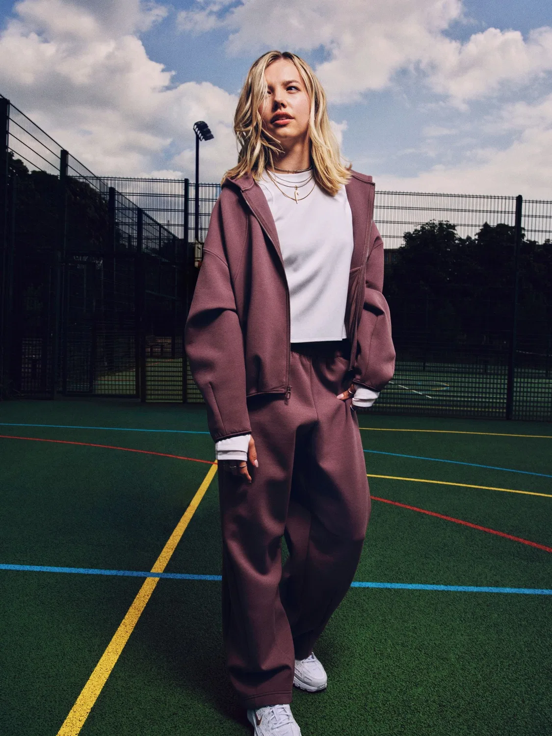 Джоггеры Nike Mavn Mid Rise Therma-FIT, тату-коричневый
