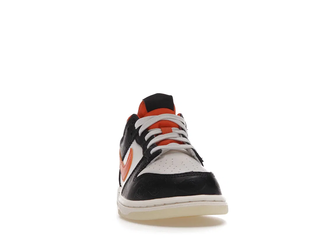 Детские кроссовки-лоу с принтом Nike Dunk Low PRM Nike, Sail/Starfish/Black — фото 2