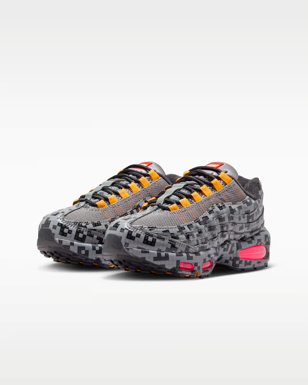 Кроссовки детские Nike Air Max 95 x LEGO Collection, тёмно-серый/чёрный/жёлтый — фото 3