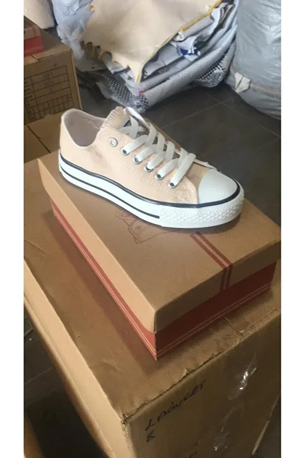 Детские туфли для девочек на шнуровке Rabella, Cream Rabellashoes