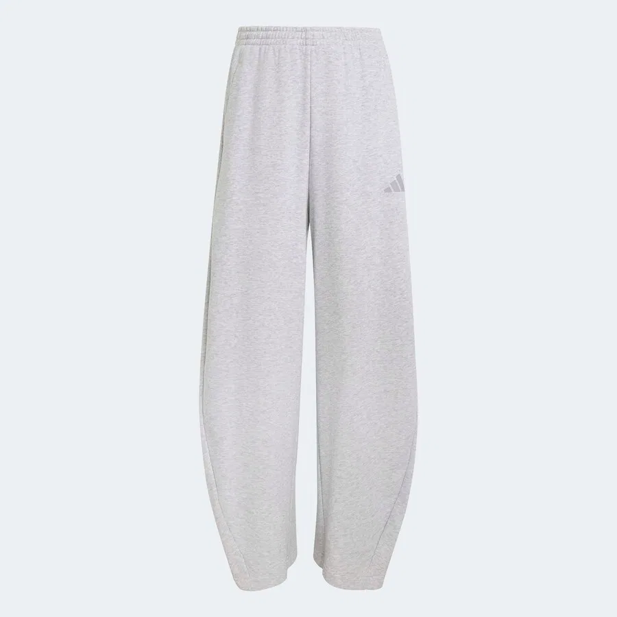 Спортивные брюки ADIDAS SPORTSWEAR свободного кроя, серого цвета с пятнистым рисунком — фото 2