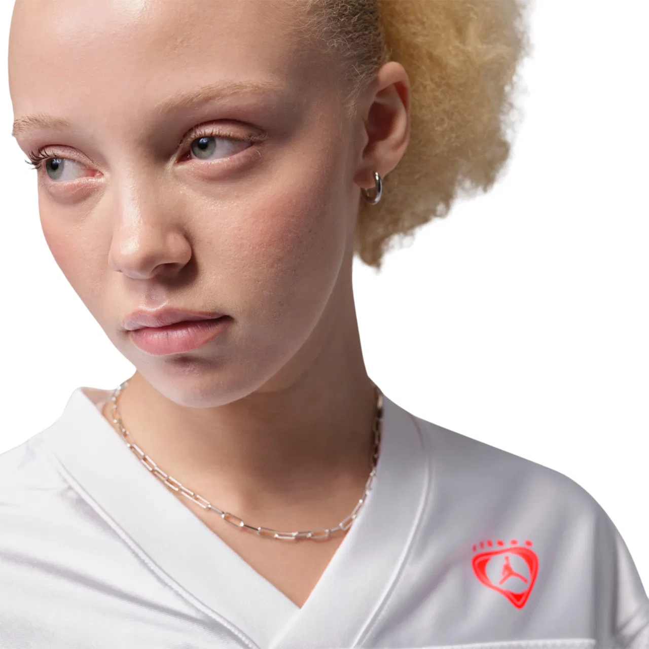 Женская футболка-джерси с V-образным вырезом Jordan Brooklyn, White/Blue — фото 3