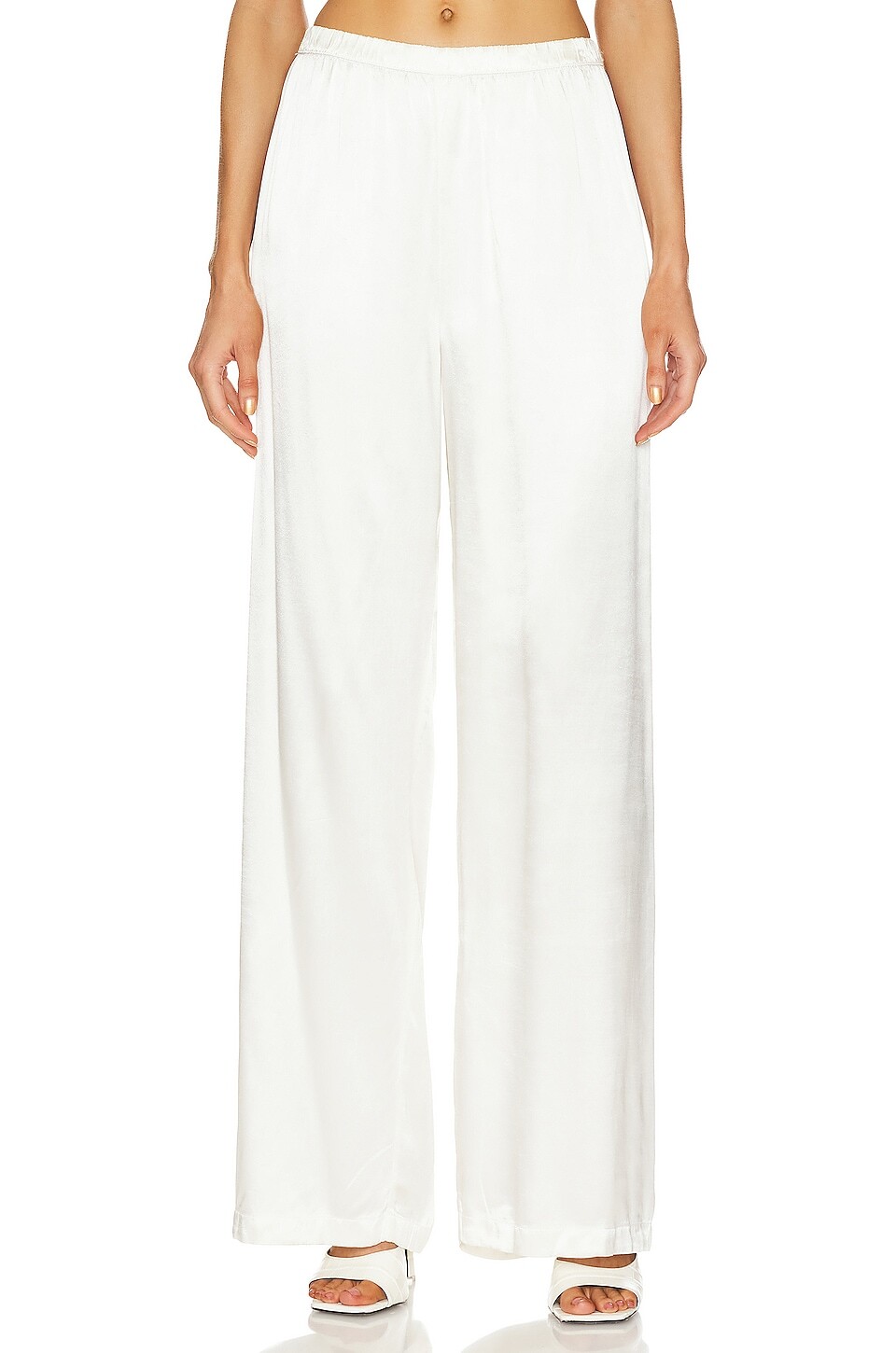 

Брюки Enza Costa Satin High Waist Wide Leg, цвет Cloud