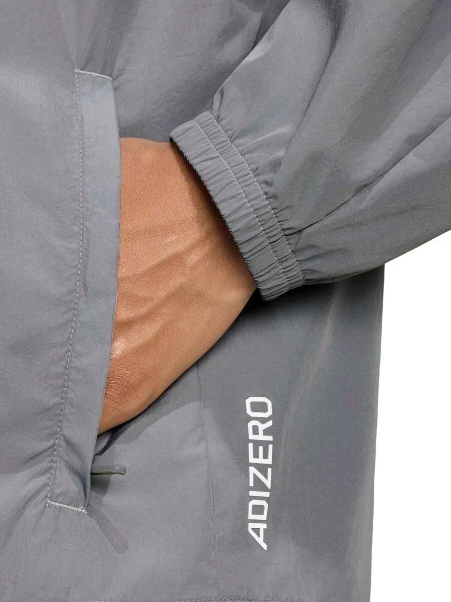 Спортивная куртка ADIDAS PERFORMANCE 'ADIZERO' серого и светло-серого цвета — фото 4