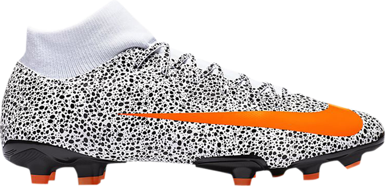 Бутсы Nike CR7 x Mercurial Superfly 7 Academy MG 'Safari', белый - фото