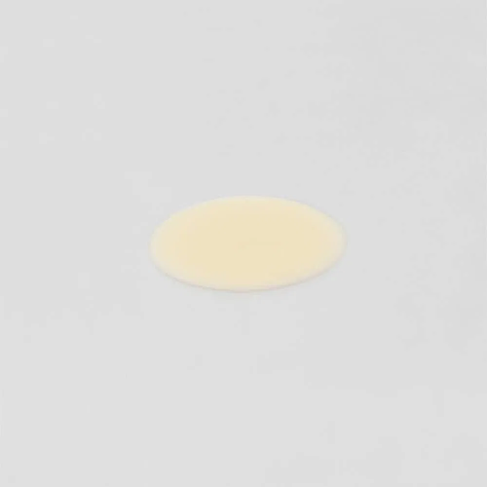 Солнцезащитный лосьон от акне Acnes Medicated UV Tint Milk SPF50+ PA++ 30 мл, телесный — фото 3