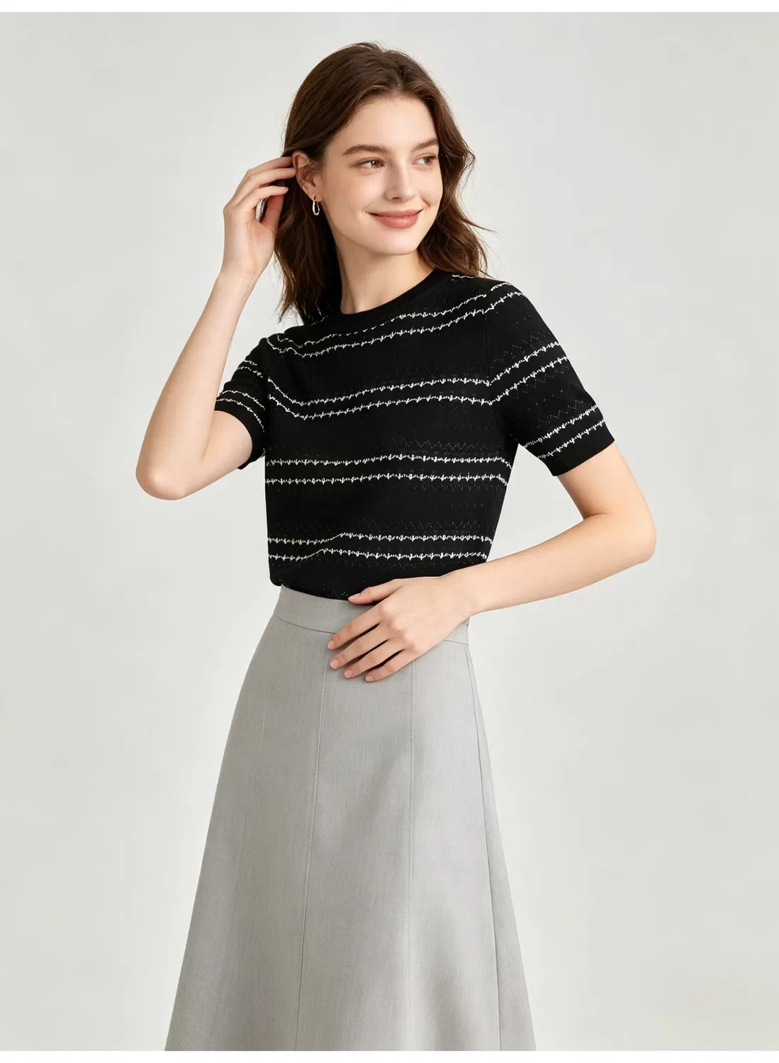 Топ трикотажный с коротким рукавом с полосатым принтом Zara, черный — фото 2