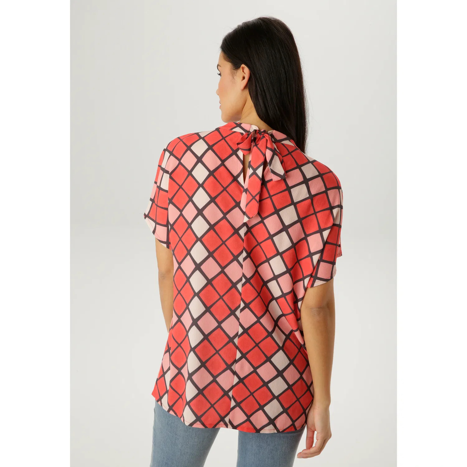 Женская блуза свободного кроя с ромбовидным узором Aniston SELECTED, Red/Black/Apricot/Beige — фото 2