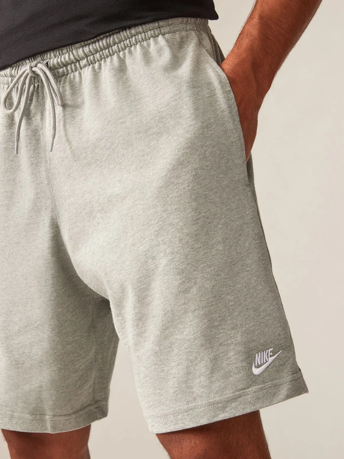 Шорты Nike Club из трикотажа, темно-серые — фото 4