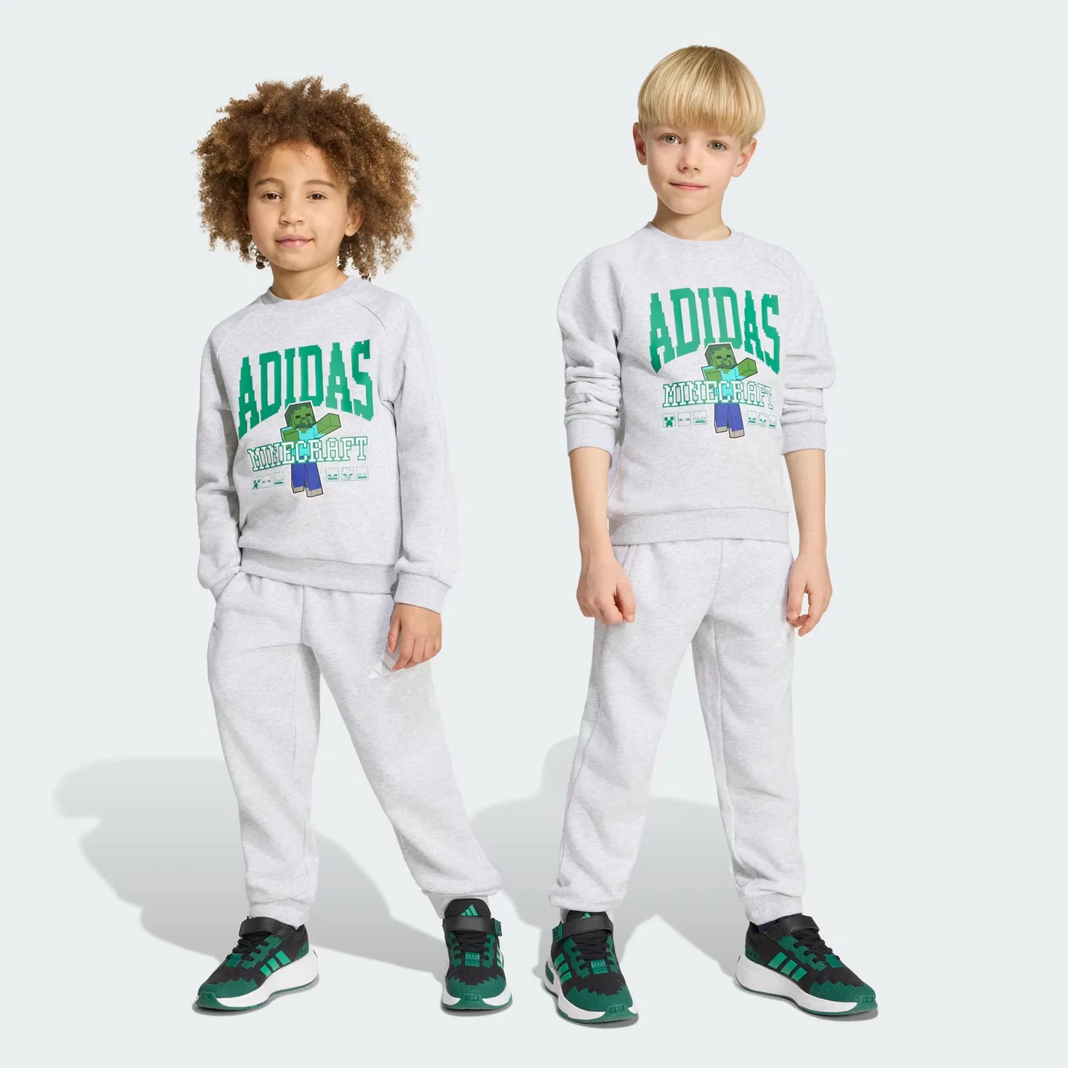 Детский спортивный костюм с графическим принтом, из топа и брюк minecraft Adidas Sportswear, светло-серый меланж