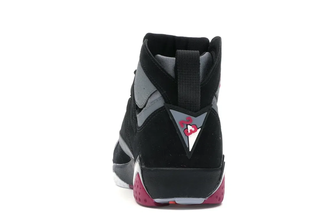 Детские кроссовки Lifestyle Jordan 7 Retro Jordan, Black/Sport Fuschia-Cool Grey-Wolf Grey — фото 4