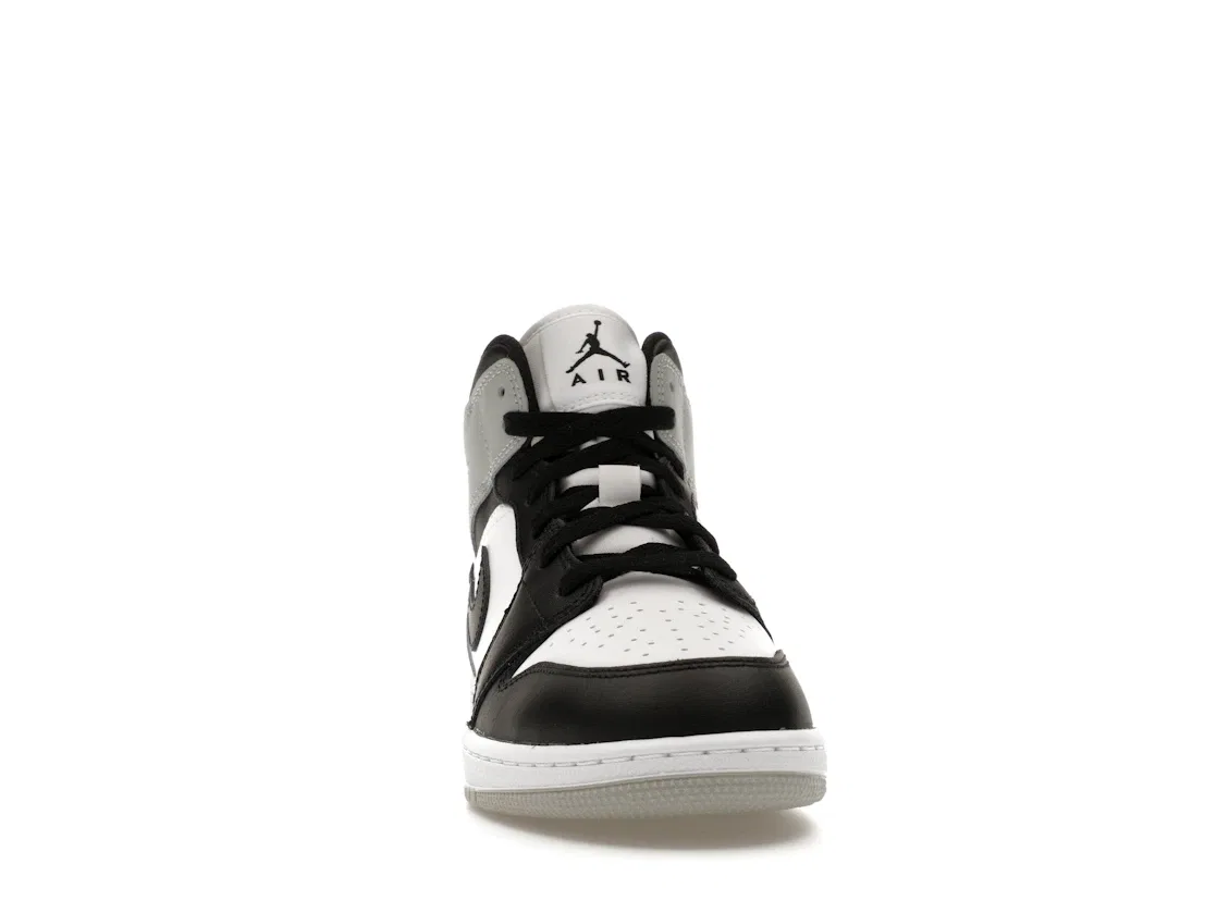 Детские кроссовки Lifestyle Jordan 1 Mid, White/Light Smoke Grey/Black — фото 2
