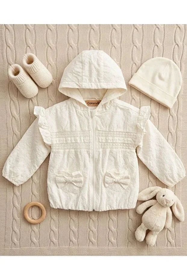 Детское пальто для девочек с вышивкой Caramell, White