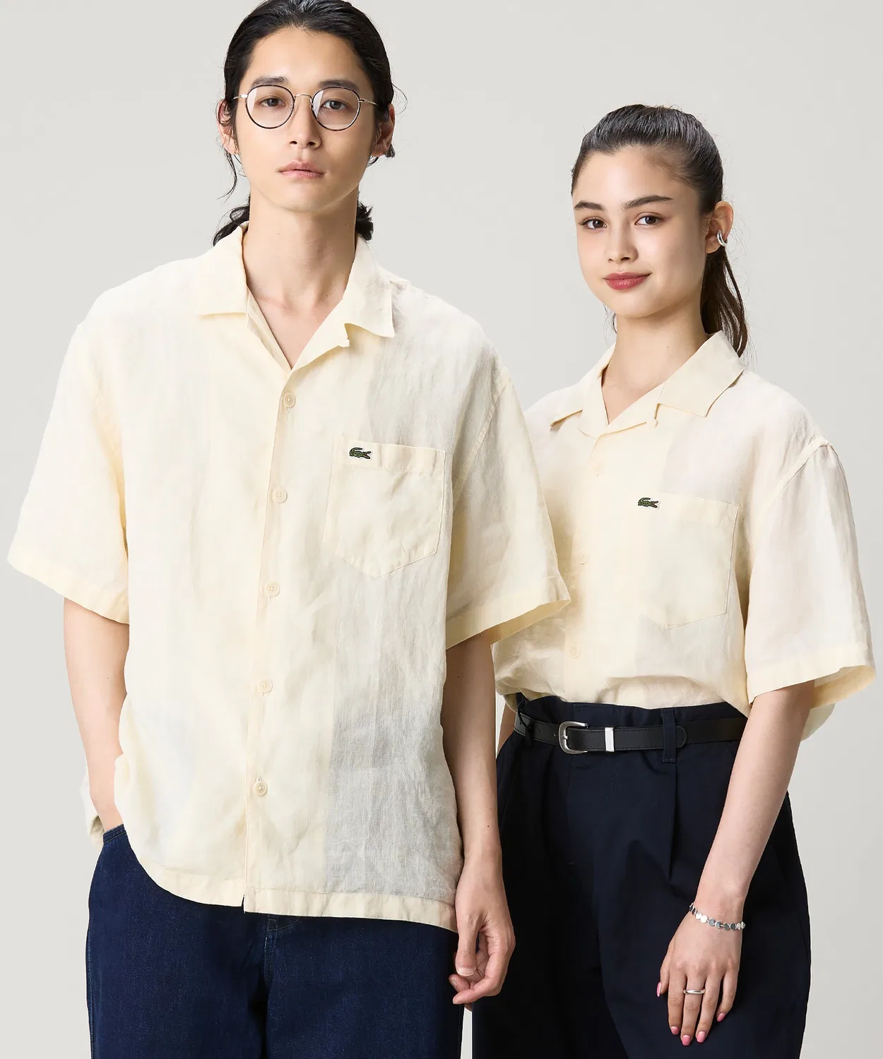 Мужская рубашка из льна с открытым воротником Oversize LACOSTE, Off White — фото 2