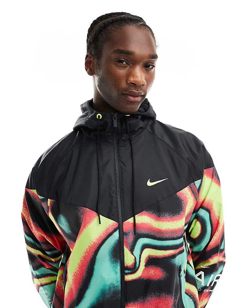 

Спортивная куртка с принтом в виде вихря в многоцветном исполнении Nike