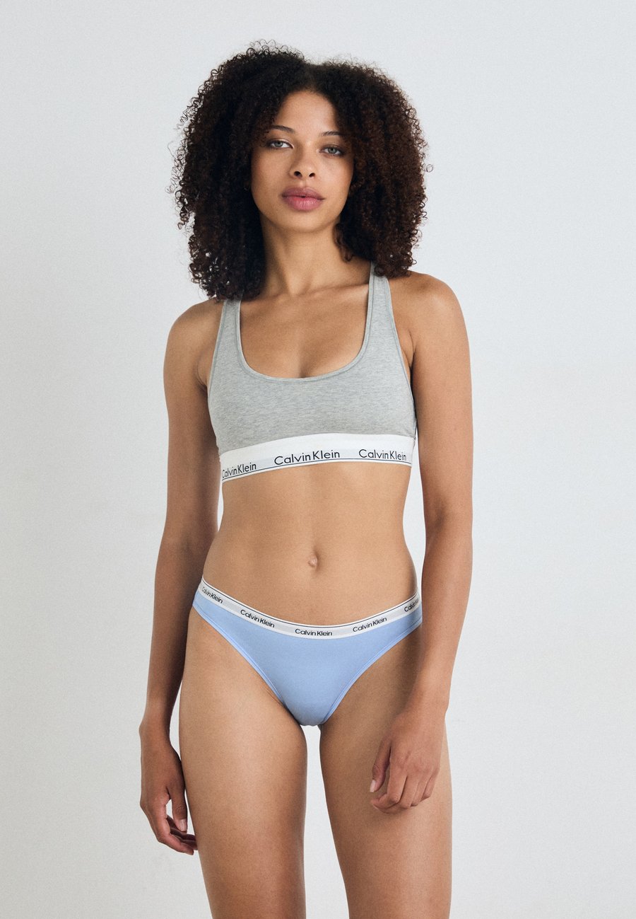 

Трусы Calvin Klein Underwear MODERN LOGO 3 PACK , Black/White/Frozen Fjiord/Black