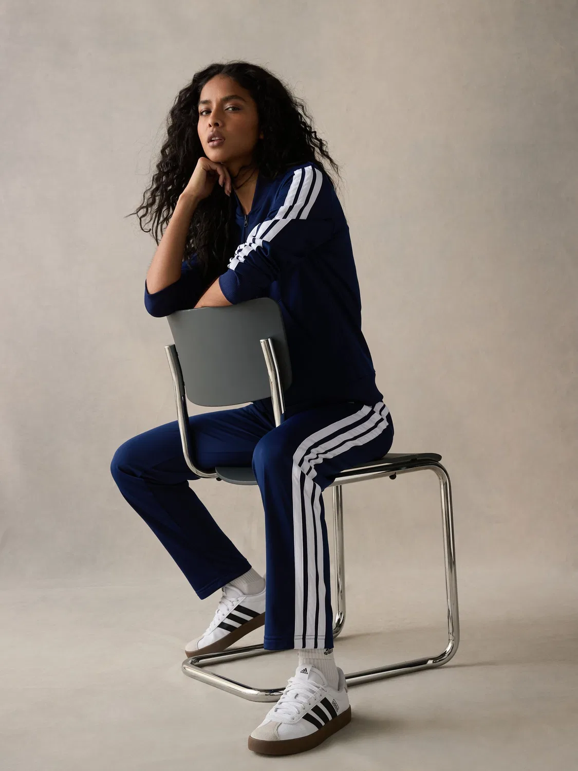 Спортивный костюм adidas Essentials 3-Stripes, синий — фото 3