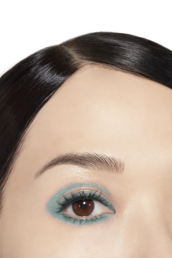 Универсальный карандаш для глаз Chanel Stylo Ombre Et Contour 3-в-1, 44 Nuage Bleu, 0.8 г — фото 4