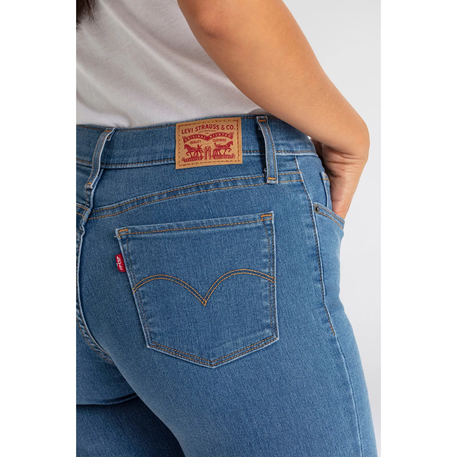 Женские облегающие джинсы 311 Shaping Skinny Levi's, Blue — фото 3