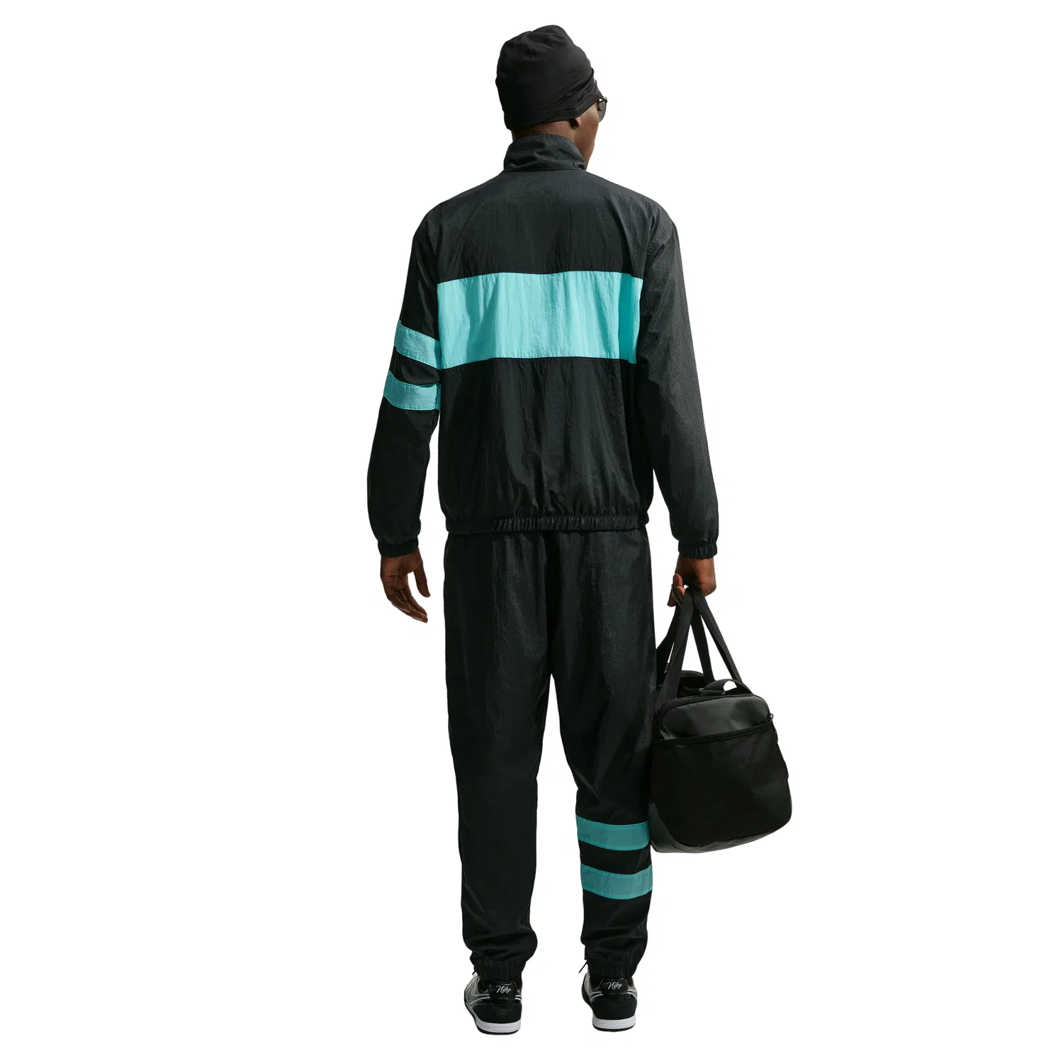 Мужские брюки FC Barcelona Third Repel i96 Track Pants 'Black Green Frost University Gold' Nike, Black/Green Frost/University Gold — фото 4