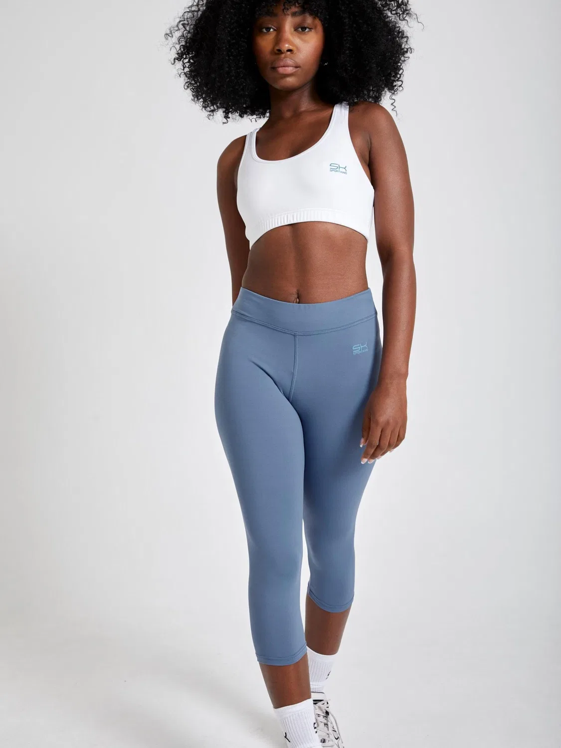 Узкие леггинсы Sportkind 3/4 Sport Leggings, цвет дымчато-серый — фото 3