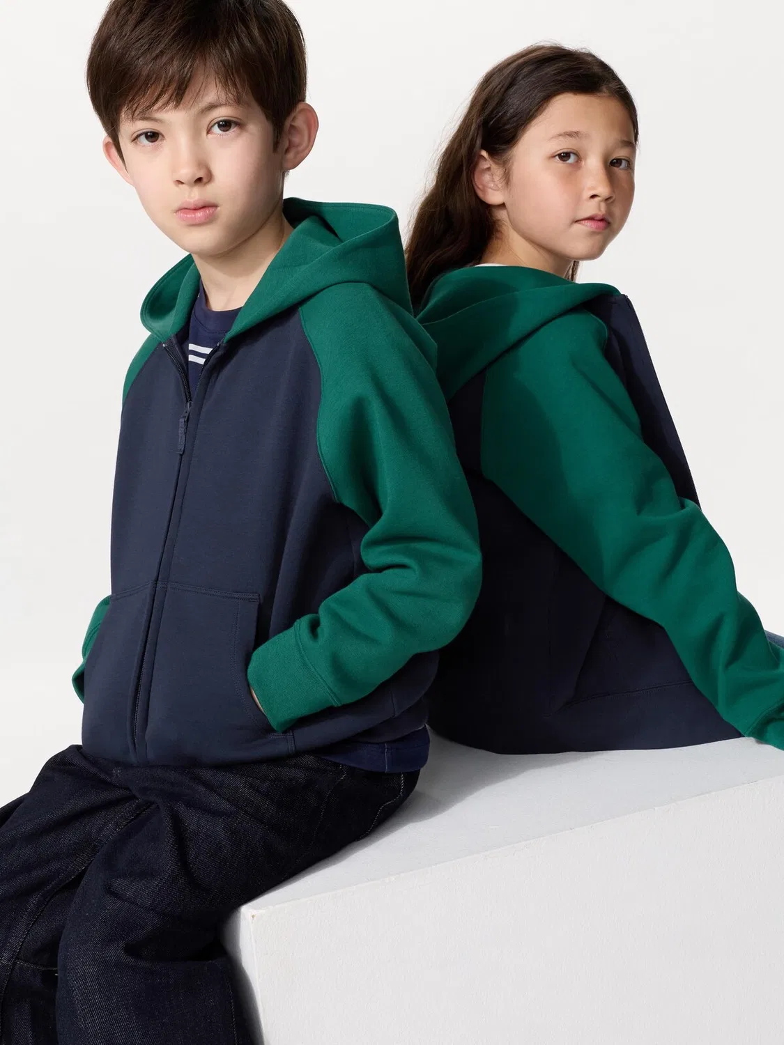 Толстовка детская Uniqlo, с молнией, для быстрой сушки, зеленый