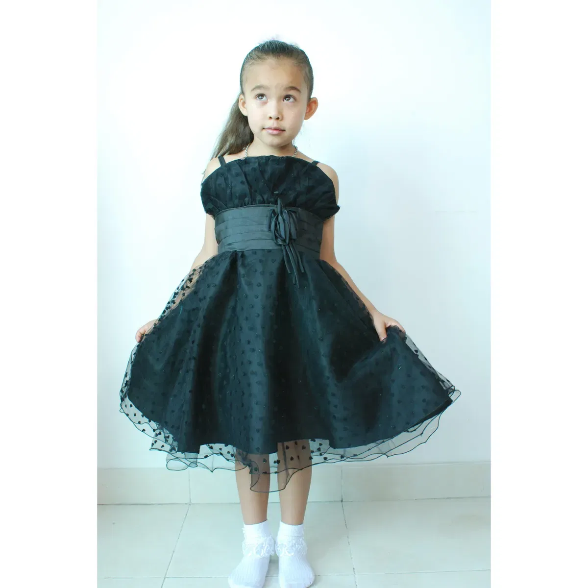 Платье для девочек с сердечком Cinda, Black