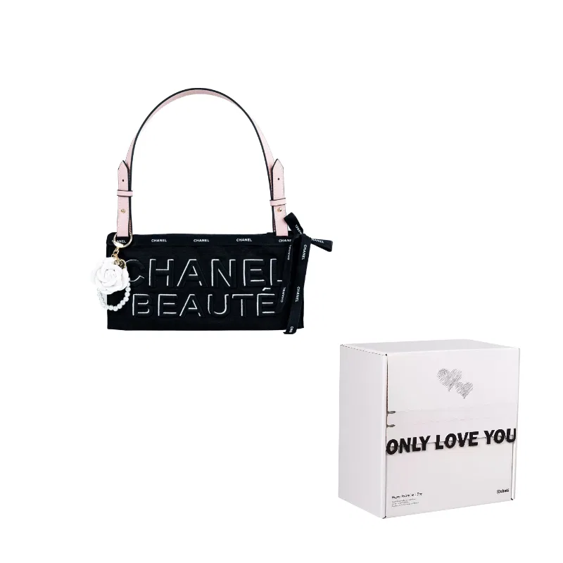 Женская косметичка из канваса, с моделью Makeup & Toiletry, CHANEL, Черный